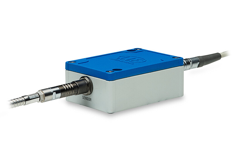 Kapacitní kontrolér průmyslové třídy s napěťovým výstupem